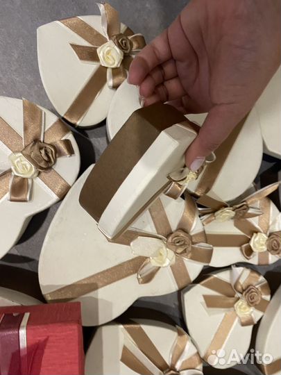 Коробка подарочная