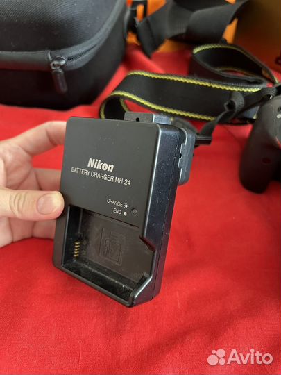 Зеркальный фотоаппарат Nikon d3300 kit 18-55