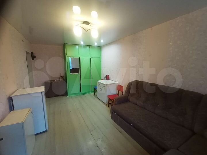 Комната 18 м² в 4-к., 2/5 эт.