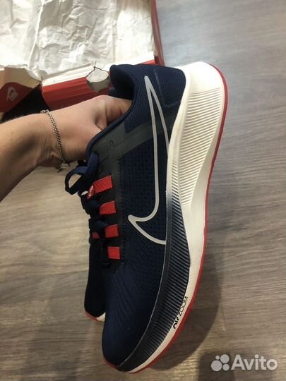 Кроссовки nike