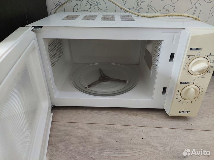 Микроволновая печь