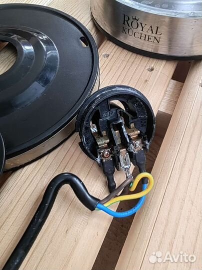 Чайник электрический на запчасти Royal Kuchen