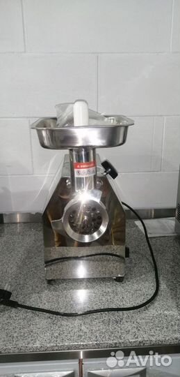 Мясорубка Hurakan HKN-22SS