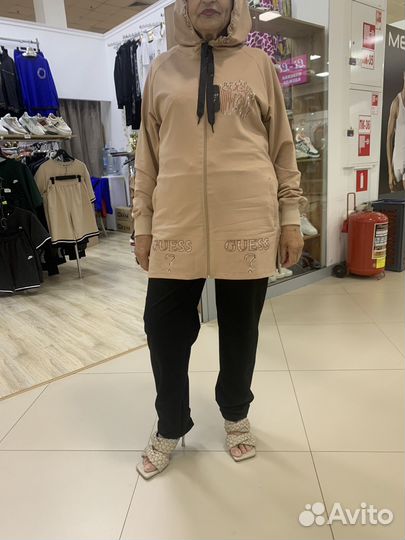 Спортивные костюм женские