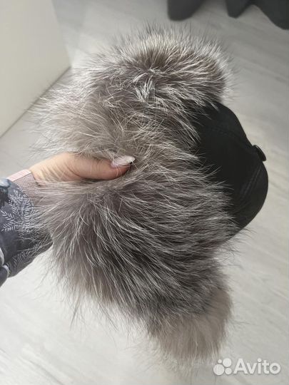 Натуральная зимняя шапка