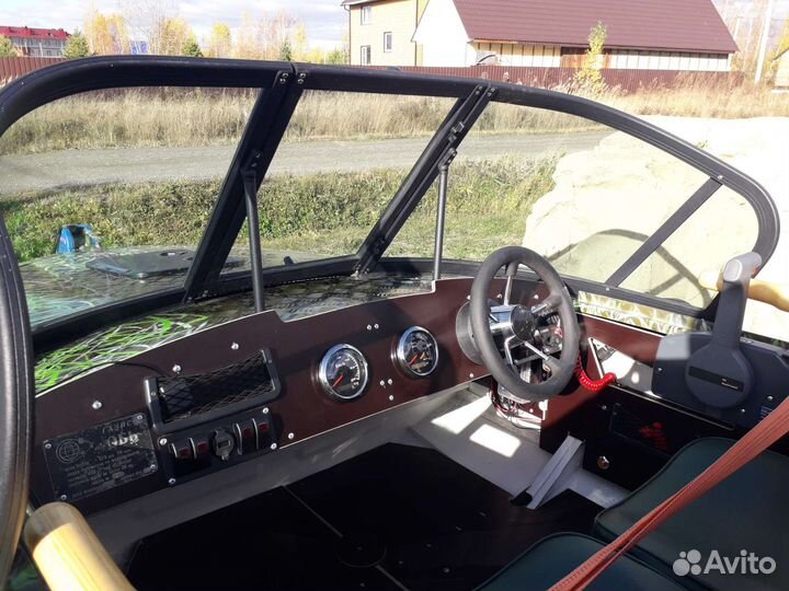 Обь 1 с мотором и прицепом