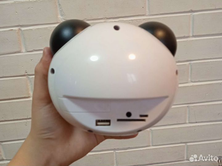 Колонка, радио, усилитель звука