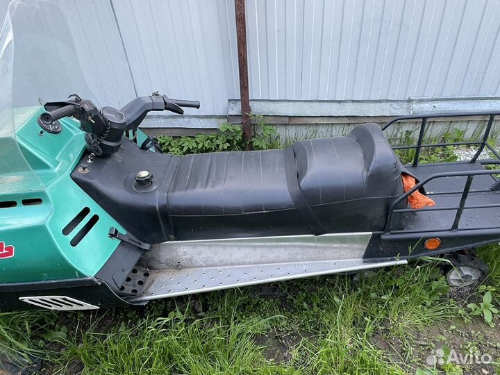 Продам снегоход рысь