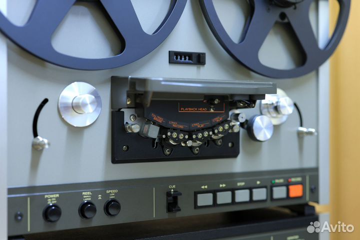 Катушечный магнитофон teac A-6700DX