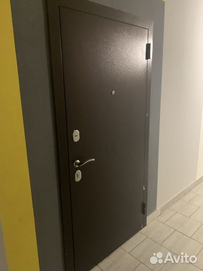 Дверь входная металлическая