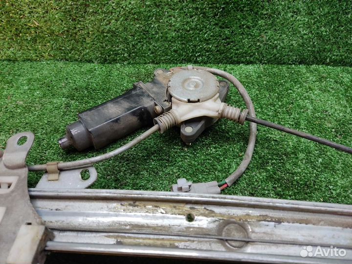 Стеклоподъемник задний левый Toyota Caldina ST190