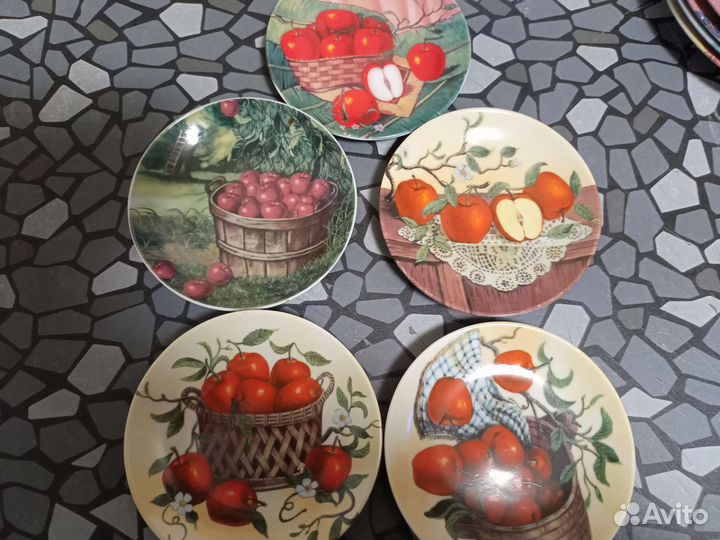 Декоративные настенные тарелки