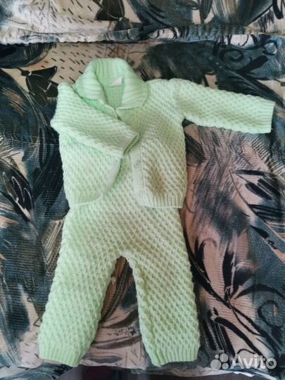 Костюм вязаный