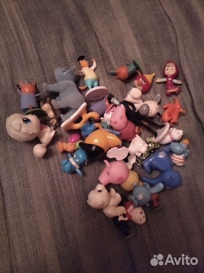 Игрушки из под киндера