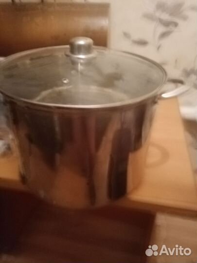 Кастрюлю из нержавейки 10л
