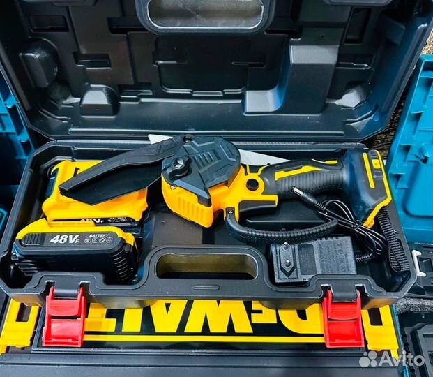 Сучкорез аккумуляторный dewalt