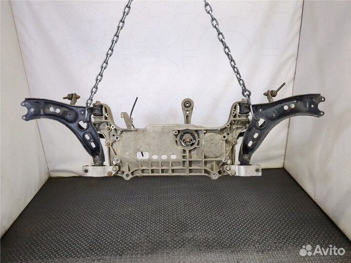 Балка подвески передняя Volkswagen Tiguan, 2010