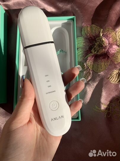 Аппарта для Ультразвуковой чистки лица