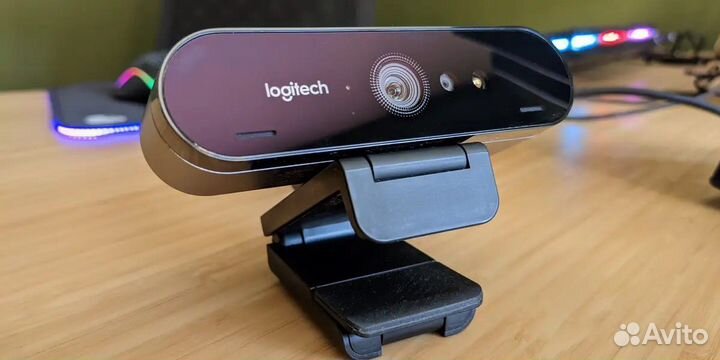 Веб-камера Logitech Brio