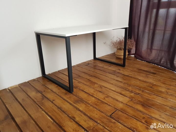 Письменный стол Лофт 140*80 см. Черные ножки