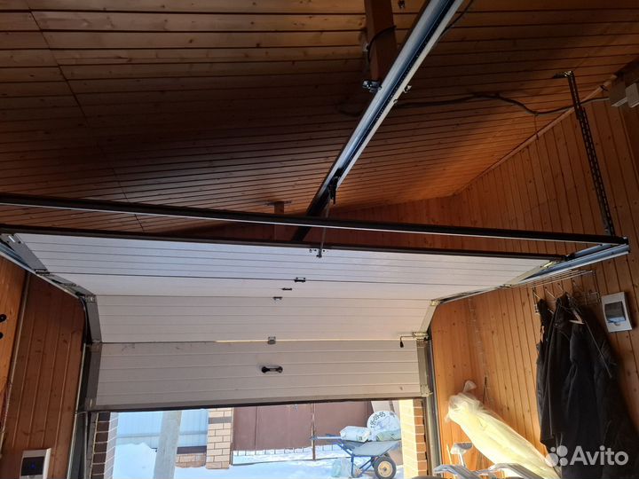 Гаражные ворота doorhan Yett. Бу