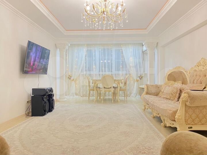 3-к. квартира, 72 м², 12/12 эт.