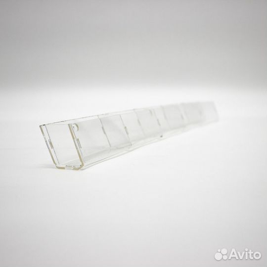 Настенная подставка под визитные карточки на 5 ка