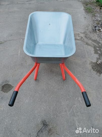 Тачка садовая, строительная