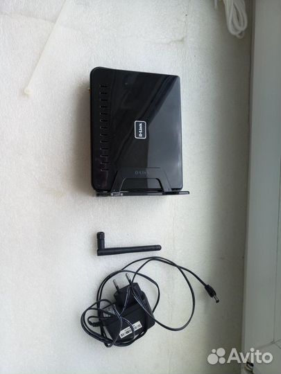 WiFi роутер D-link dir300