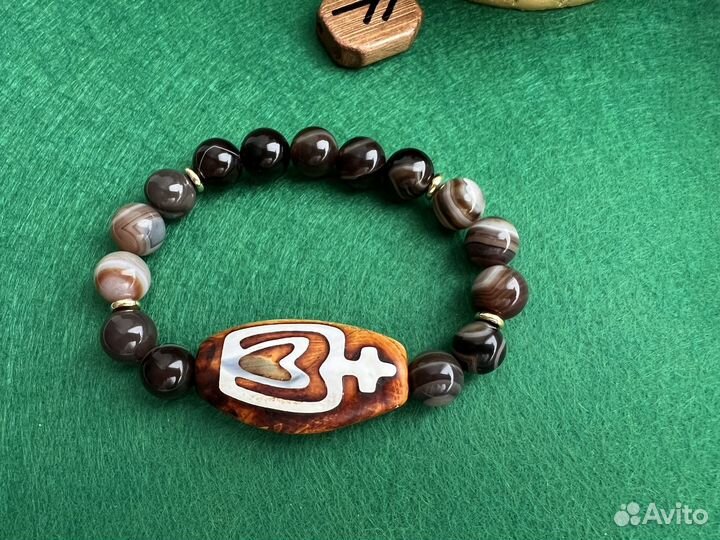 Мужской браслет с Дзи Изобилия и Долголетия