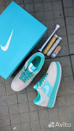 Кроссовки Nike Tiffany