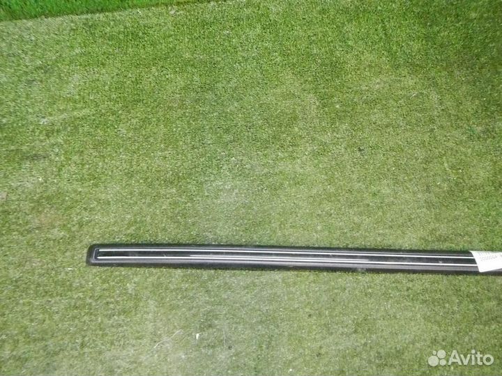 Накладка крыла передняя правая Mercedes G W463 63