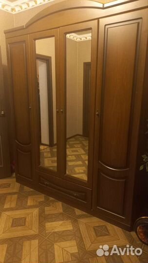 Спальный гарнитур бу