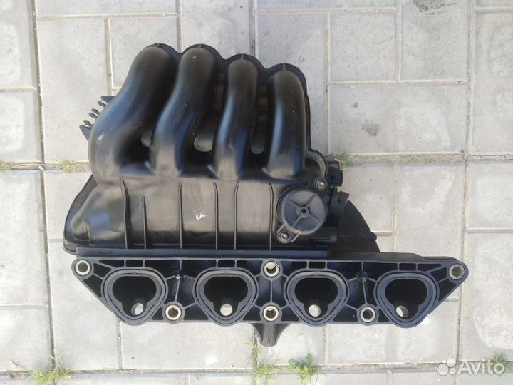 Коллектор впускной Volkswagen Golf 4 1.4 1997-2005