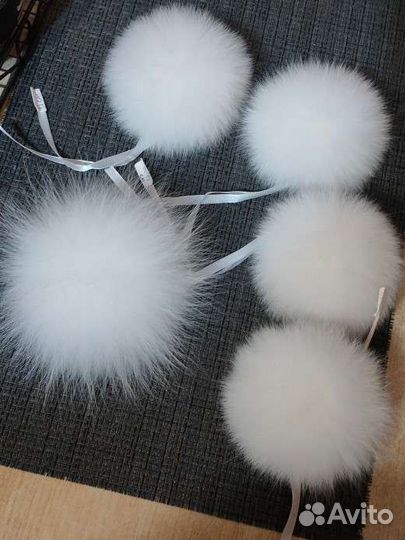Меховые помпоны(пумпоны,бомбоны)
