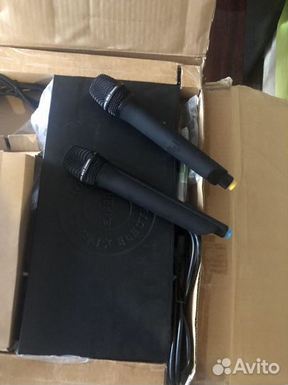 Профиссиональная беспроводная микрофонная система