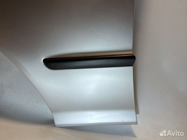 Крыло переднее левое BMW E46 2001г