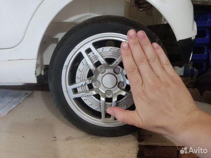 Машинка детская