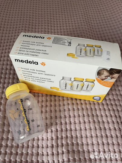 Бутылочки для хранения молока