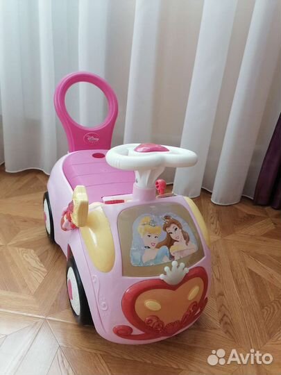 Машинка-каталка Kiddieland