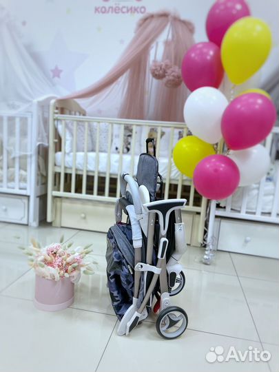 Прогулочная коляска Hot Mom