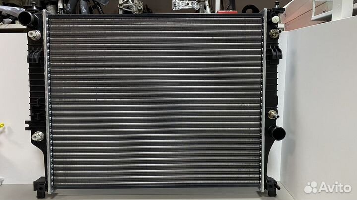 Радиатор основной Mercedes ML164/GL164