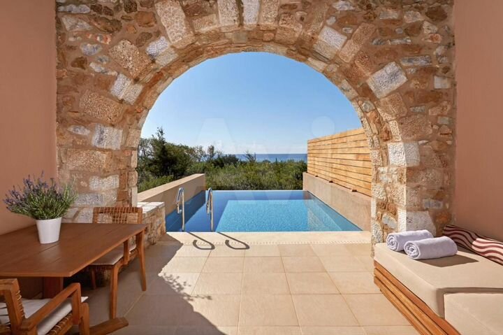 Гостиница, 300 м²