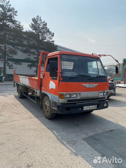 Бортовой грузовик