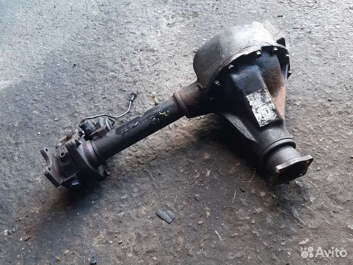 Редуктор переднего моста Исузу Трупер 3.1D