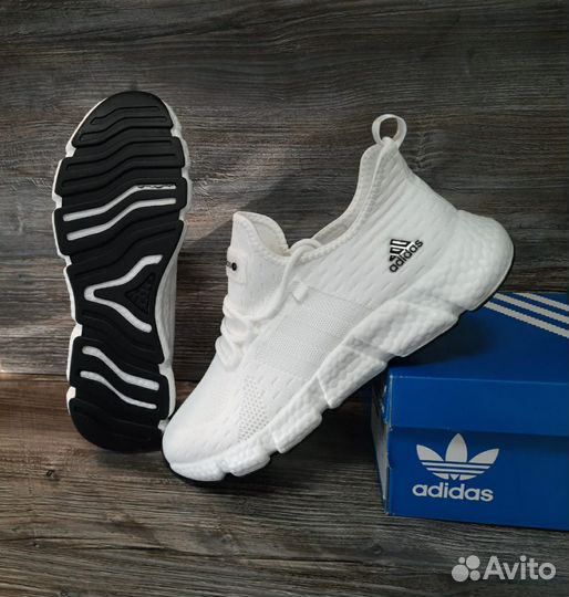 Кроссовки белые Adidas артикул 905 лето