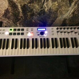 Midi-клавиатура Arturia KeyLab Essential 61