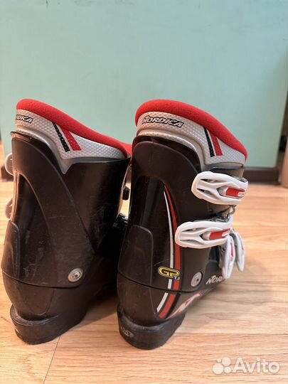 Горнолыжные ботинки nordica