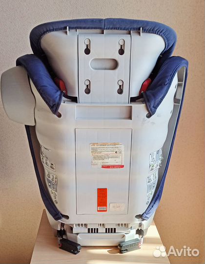 Автокресло Britax Romer kidfix SL sict 15-36 кг