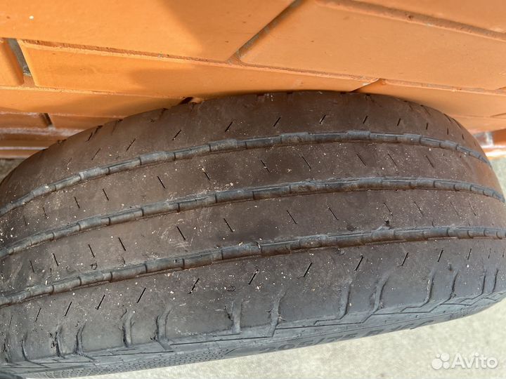 Continental ContiVanContact 100 205/75 R16C 113R